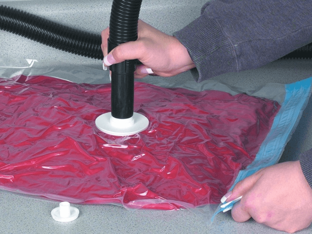 Túi hút chân không có tốt không mà ai cũng rủ nhau mua về “nén cả thế giới”