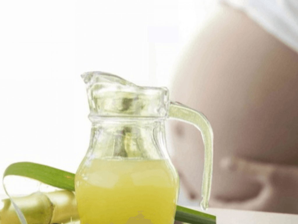 Bầu mấy tháng uống được nước mía? Cẩn thận với lời đồn thổi vô tri trên mạng