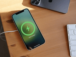 iphone sạc đầy pin có tự ngắt không