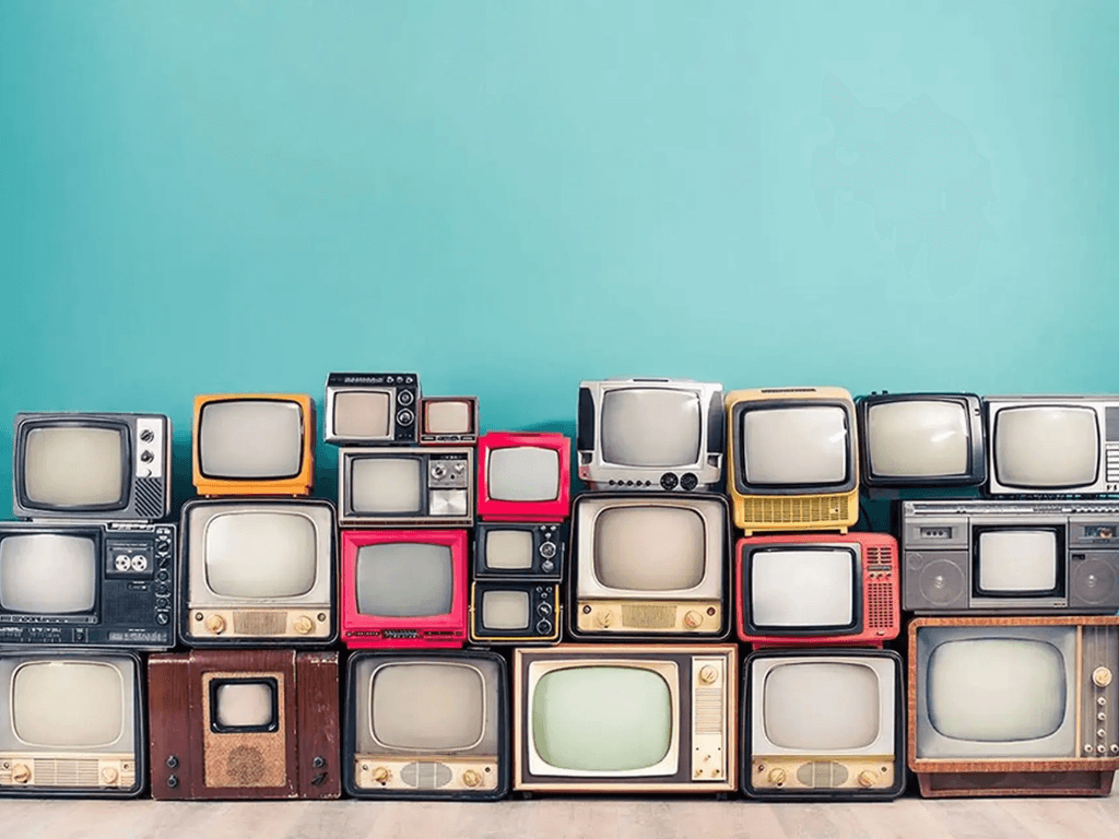 Ưu điểm nhược điểm Tivi CRT “ông tổ” của hình ảnh sống động liệu có lỗi thời