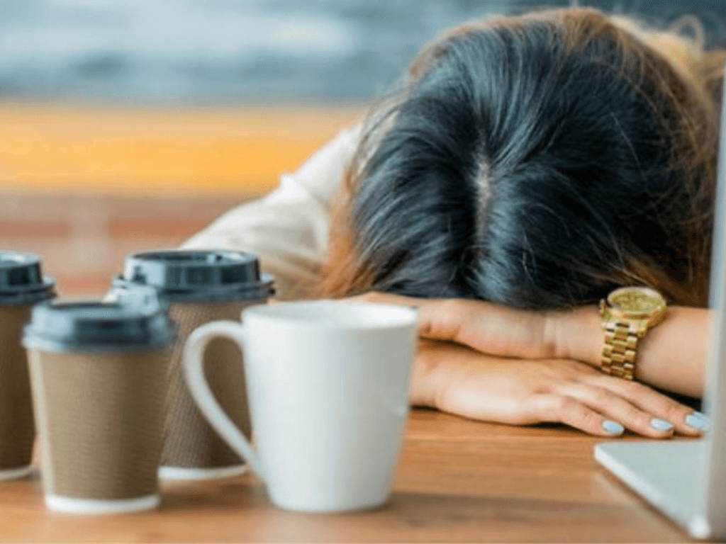 Uống trà sữa bị mất ngủ phải làm sao? Mẹo “chữa cháy” nhanh trong đêm