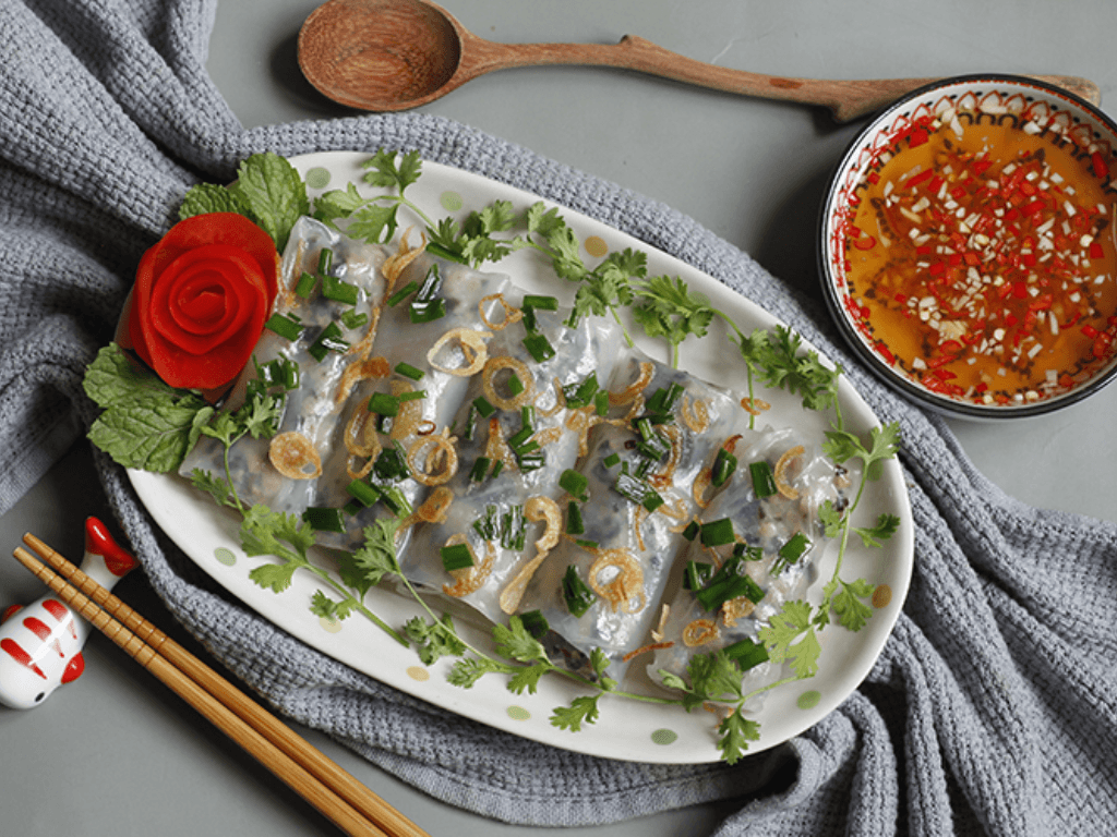 Cách làm bánh cuốn bằng bánh tráng “cứu đói” trong 10 phút cho người bận rộn