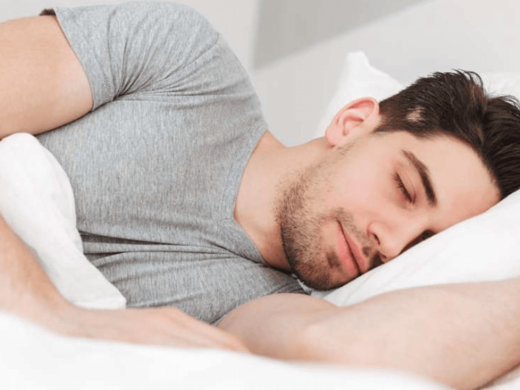 Tư thế ngủ giảm mỡ mặt chỉ cần ngủ đúng cách không lo “hai cằm” xuất hiện