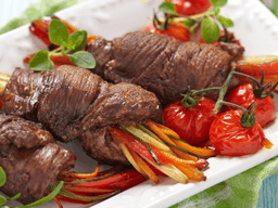 cách làm bò cuộn rau củ