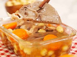 cách làm tim heo hầm hạt sen