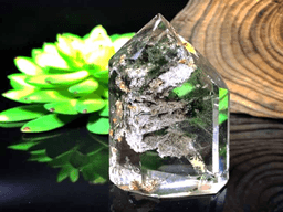 thạch anh ưu linh hợp mệnh gì