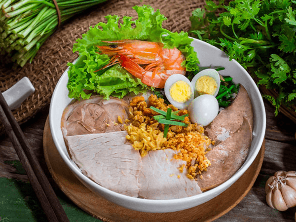 1 tô hủ tiếu bao nhiêu calo mà khiến dân ăn kiêng vừa tò mò vừa “lo ngay ngáy”