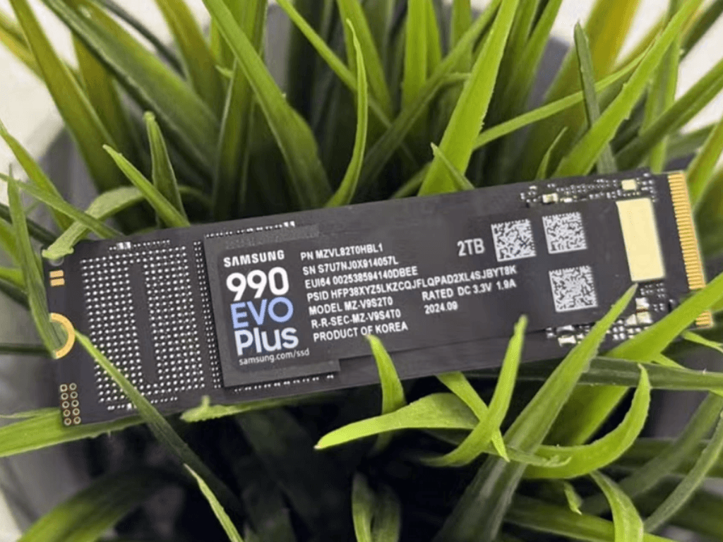 Có nên dùng SSD lưu dữ liệu để tăng tốc máy tính hay chỉ là “chiêu marketing”