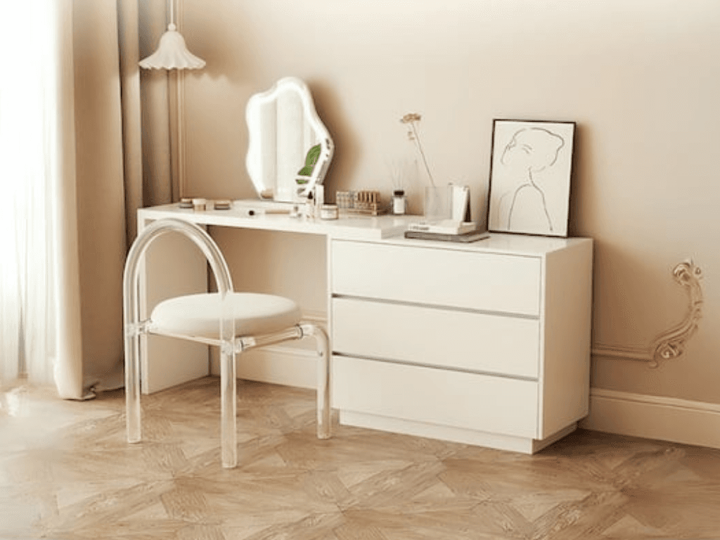 Kích thước bàn trang điểm tiêu chuẩn mẹo chọn đúng để “vừa khít” phòng ngủ