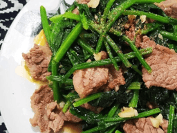 cách làm cải bó xôi xào thịt bò