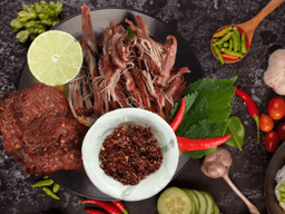 cách làm muối kiến vàng