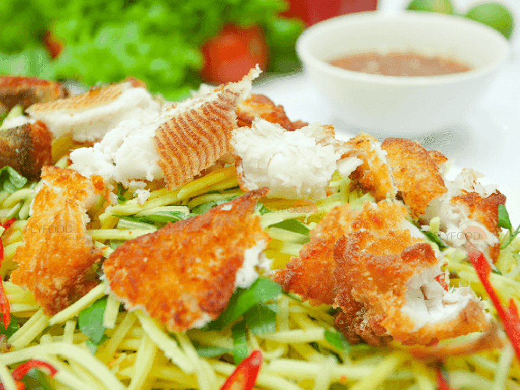 Cách làm gỏi xoài khô cá lóc chua ngọt khó cưỡng khiến cả nhà gắp “lia lịa”