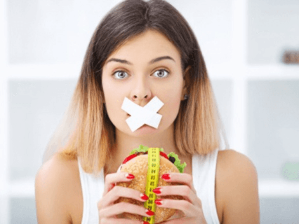 Nhịn ăn tối có giảm cân không? Giải đáp thắc mắc của hội “săn” dáng đẹp