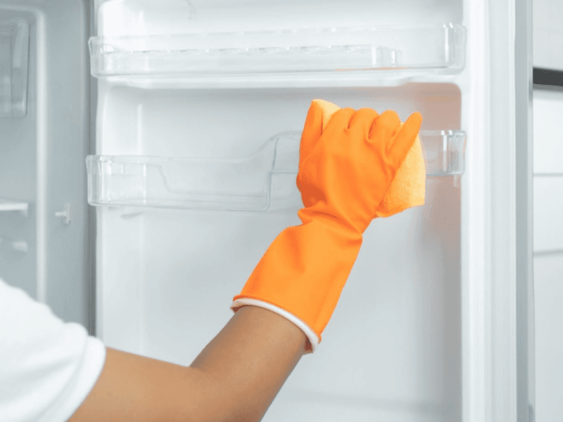 Cách bảo dưỡng tủ lạnh đơn giản 10 phút mỗi tháng kéo dài tuổi thọ 10 năm