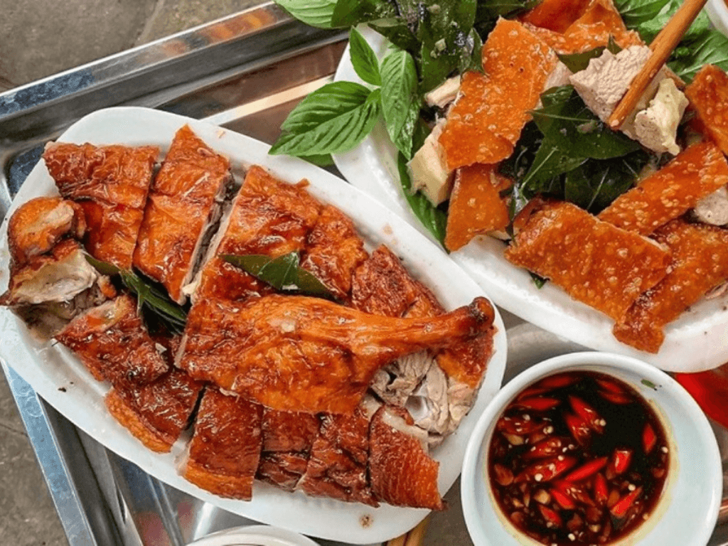 Bà đẻ có ăn được thịt vịt quay không có "lạnh bụng" như người xưa khuyên