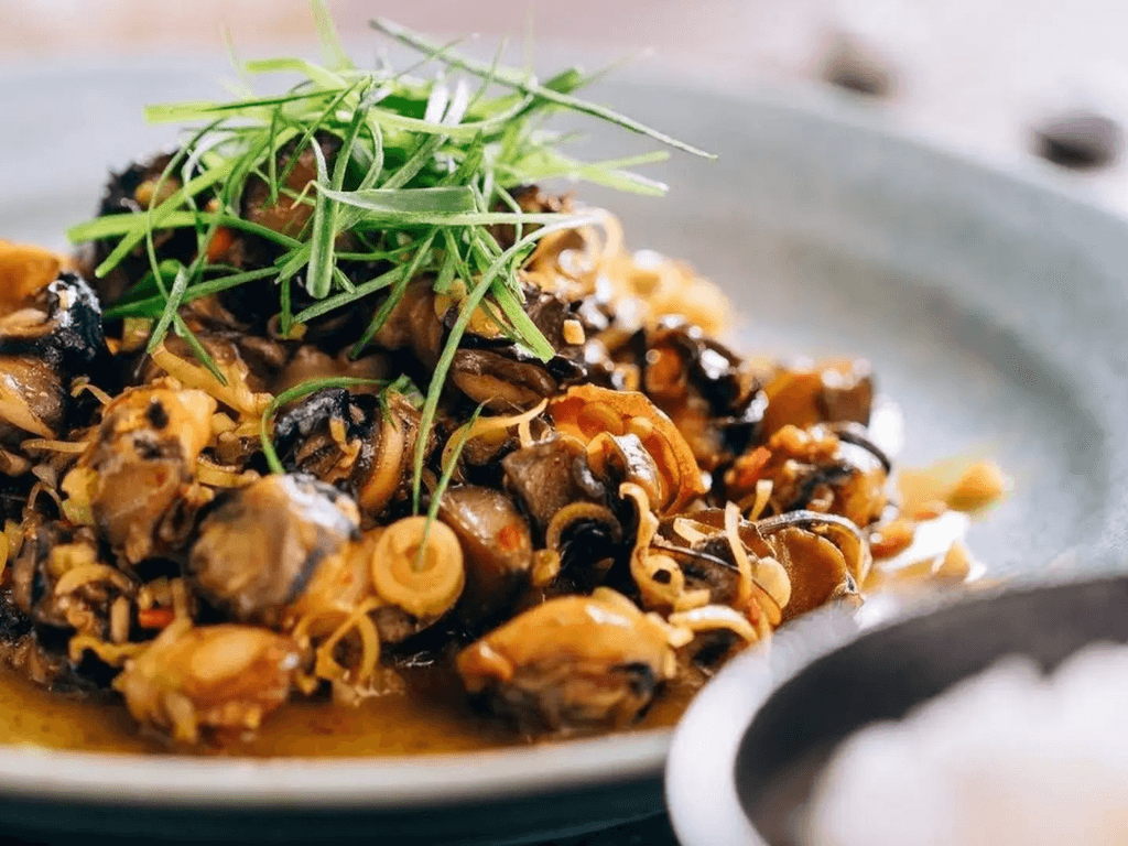 Cách làm ốc bươu xào sả ớt "khai vị" cuối tuần mùi thơm đánh thức xóm giềng