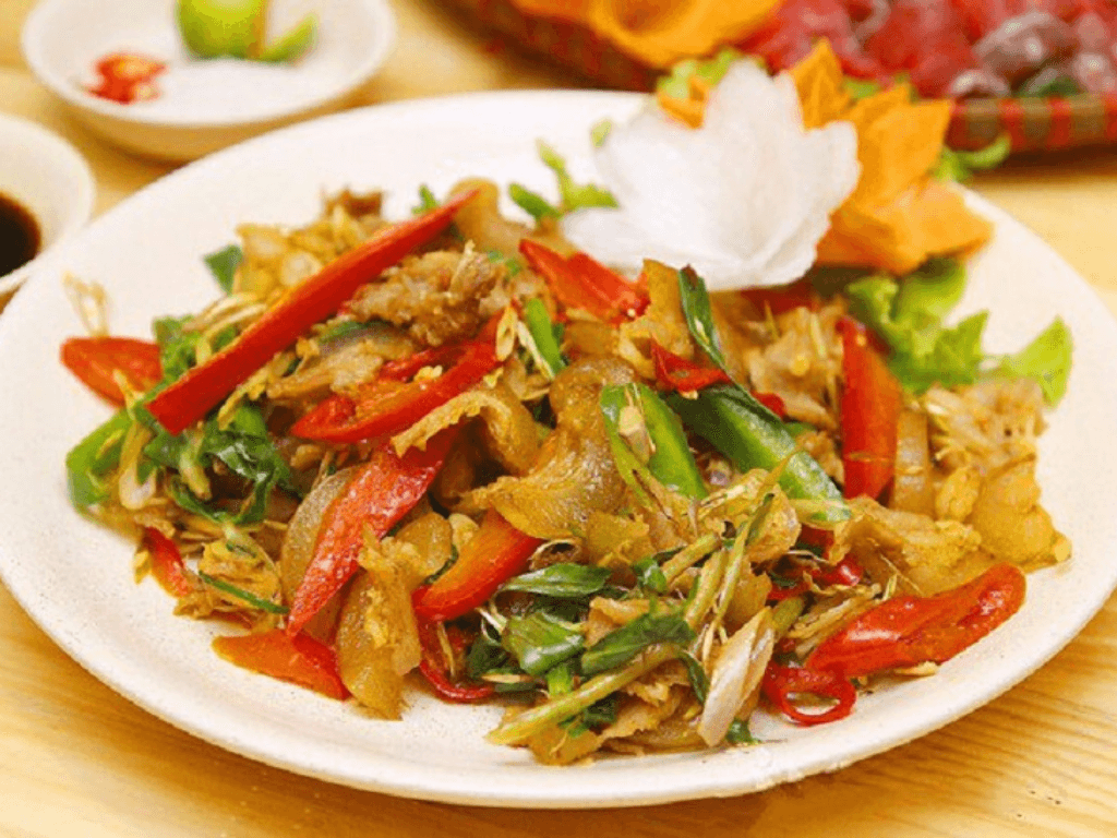 Cách xào gân bò sả ớt thơm nức khiến mâm cơm "BAY HƠI" trong 3 nốt nhạc