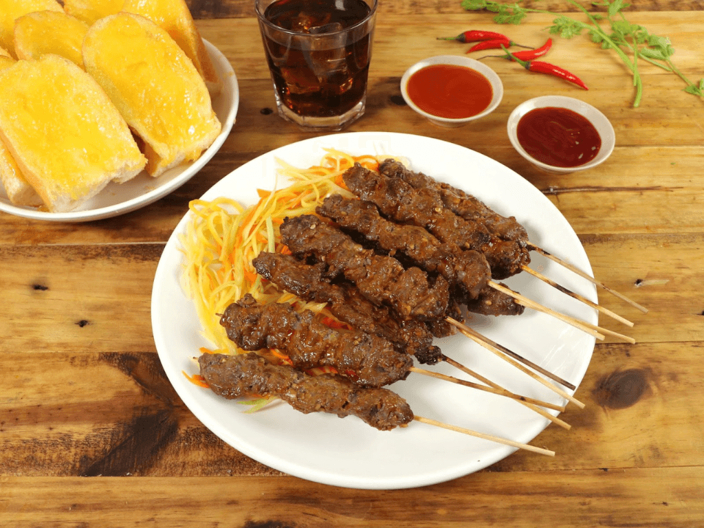 Cách làm bánh mì bò nướng bơ Campuchia đậm đà giòn rụm chuẩn street food