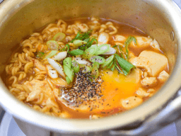 cách nấu mì tôm hàn quốc