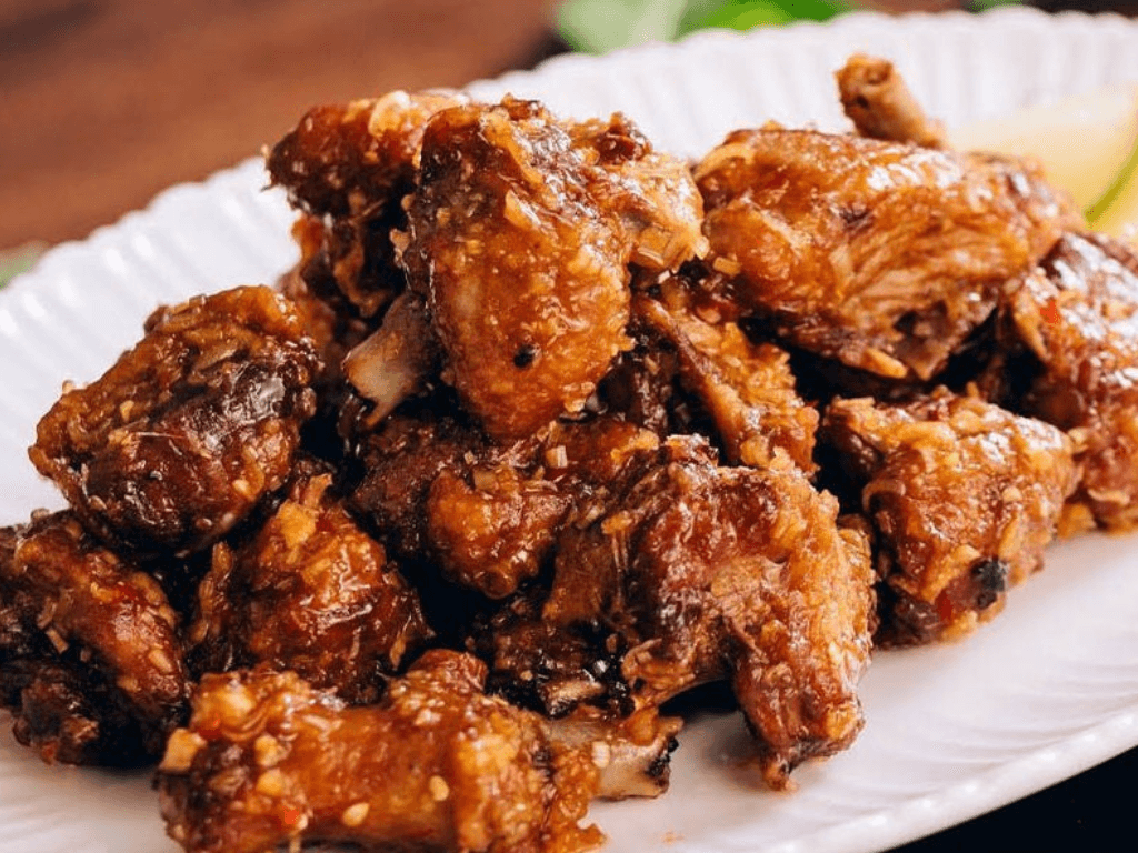 Cách làm vịt chiên nước mắm “lắc lư con tim” với công thức gây thương nhớ