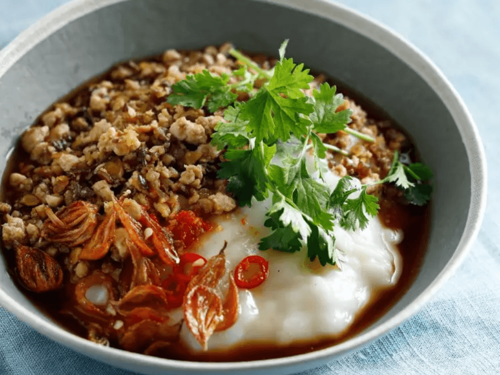 Cách làm bánh đúc nóng chay biến tấu nhân nấm "ngon hơn thịt" gây nghiện