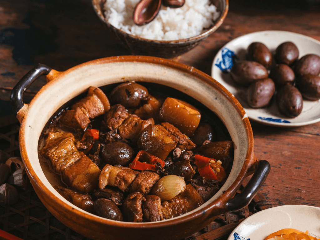 Cách kho thịt với trám đen cứu nguy bữa cơm chiều đảm bảo “bay sạch” nồi cơm