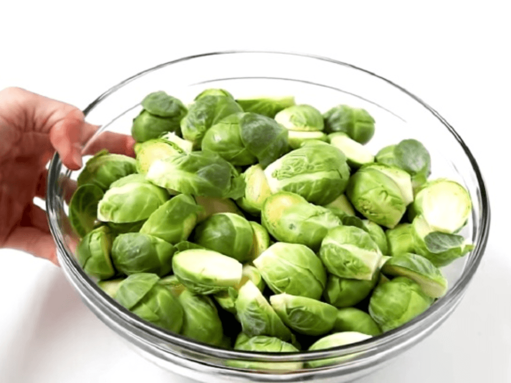 Bắp cải tí hon làm món gì? Đừng tin lời đồn loại rau này không hề đắng