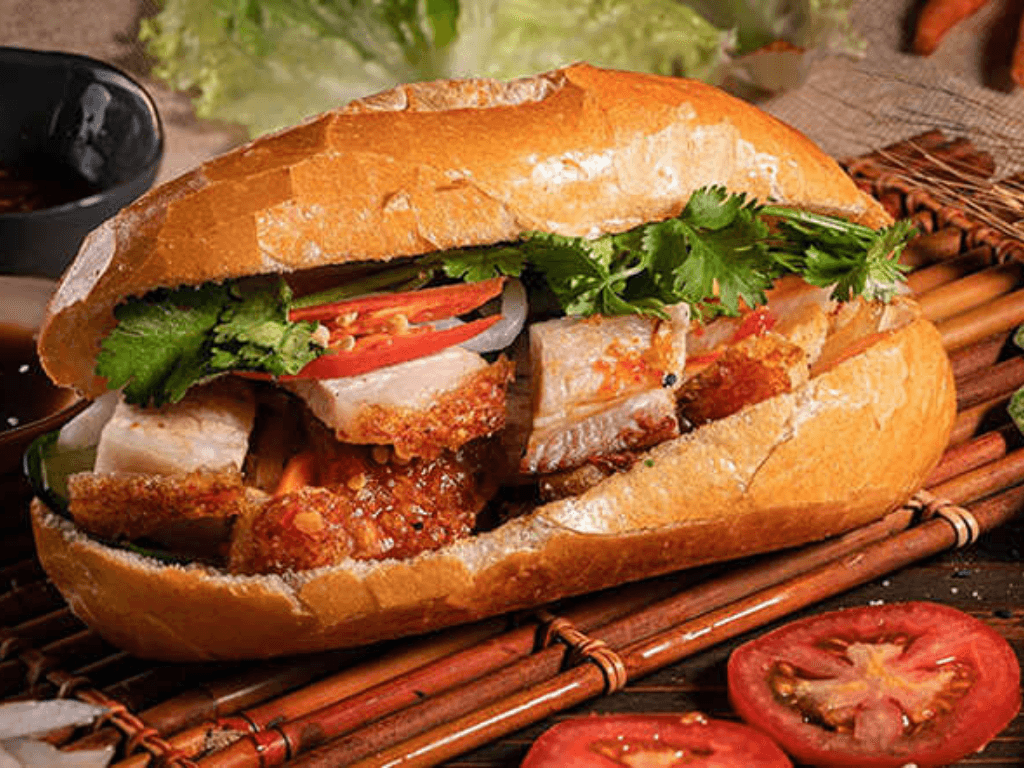 Cách làm bánh mì kẹp thịt heo quay 10/10 người thử đều muốn làm lại ngay