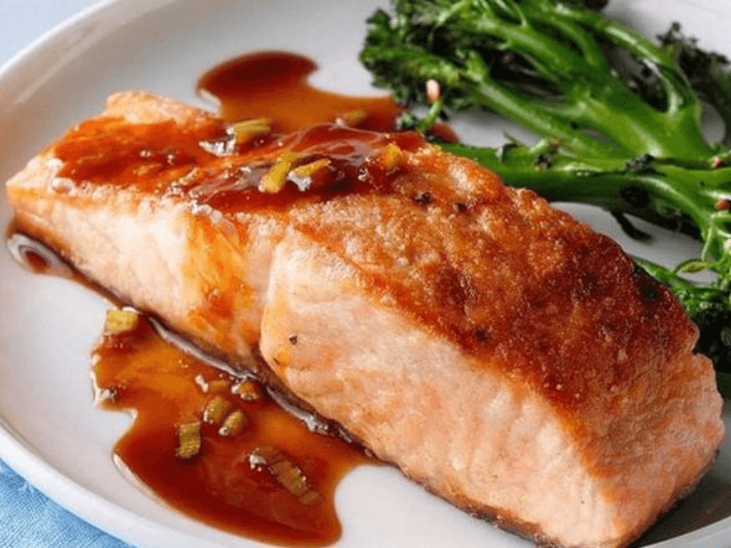 Cách làm cá hồi sốt xì dầu thơm mềm “tan chảy trên đầu lưỡi” ăn một lần là mê