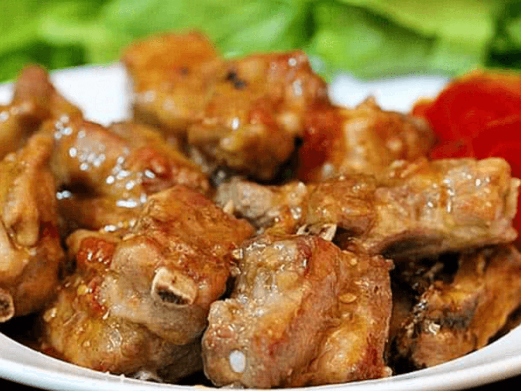 Cách làm sườn sốt me chua ngọt hài hòa được ưa thích số 1 trên mâm cơm gia đình