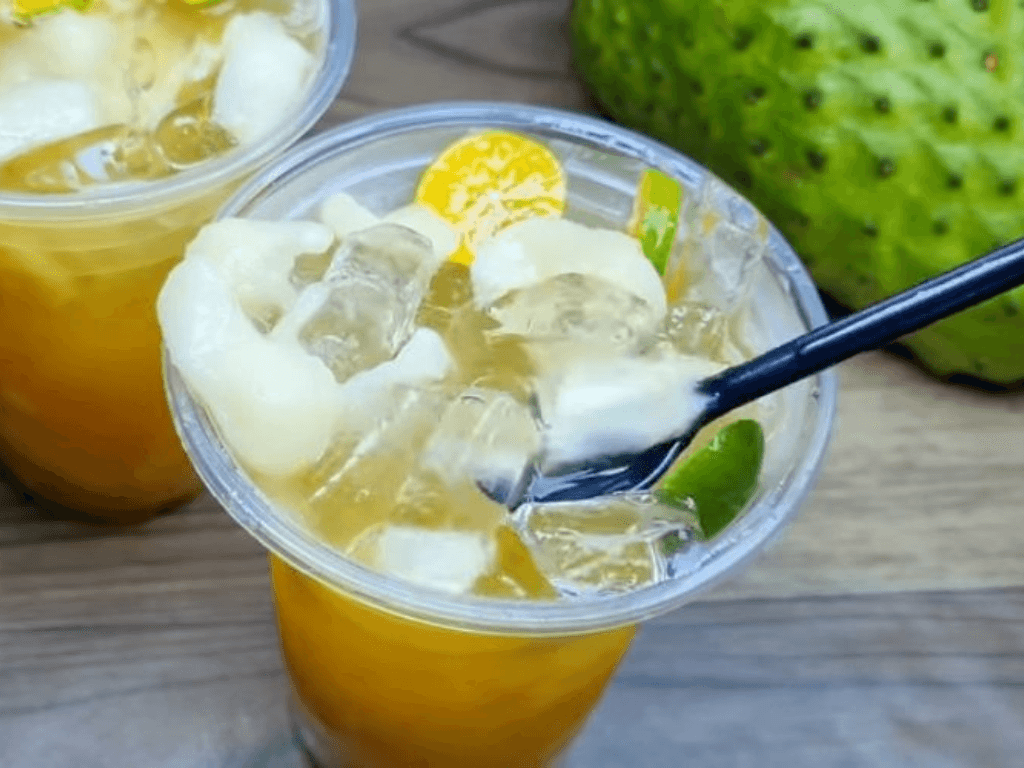 Cách làm trà mãng cầu xiêm tại nhà tiết kiệm 'nửa tiền' ra quán chỉ với 5 bước