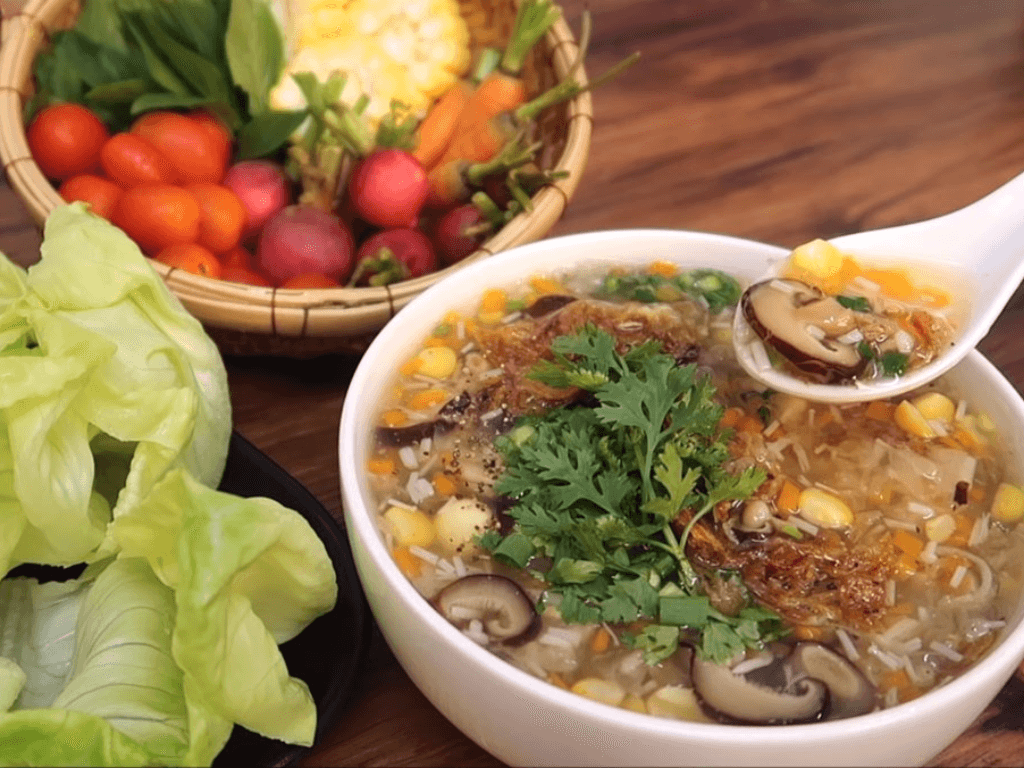 Cách nấu súp chay thập cẩm ngon "dễ như ăn kẹo" cho người mới vào bếp