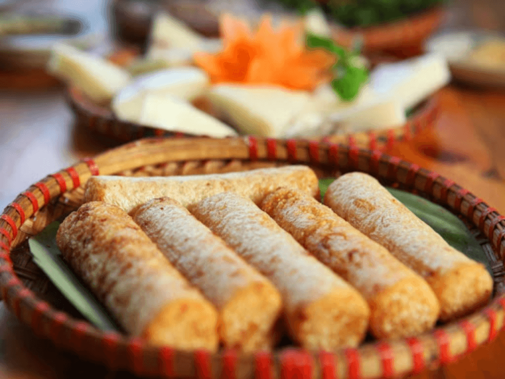 Cách làm cơm lam ống tre “đượm” hương vị núi rừng Tây Bắc ngon-độc-lạ