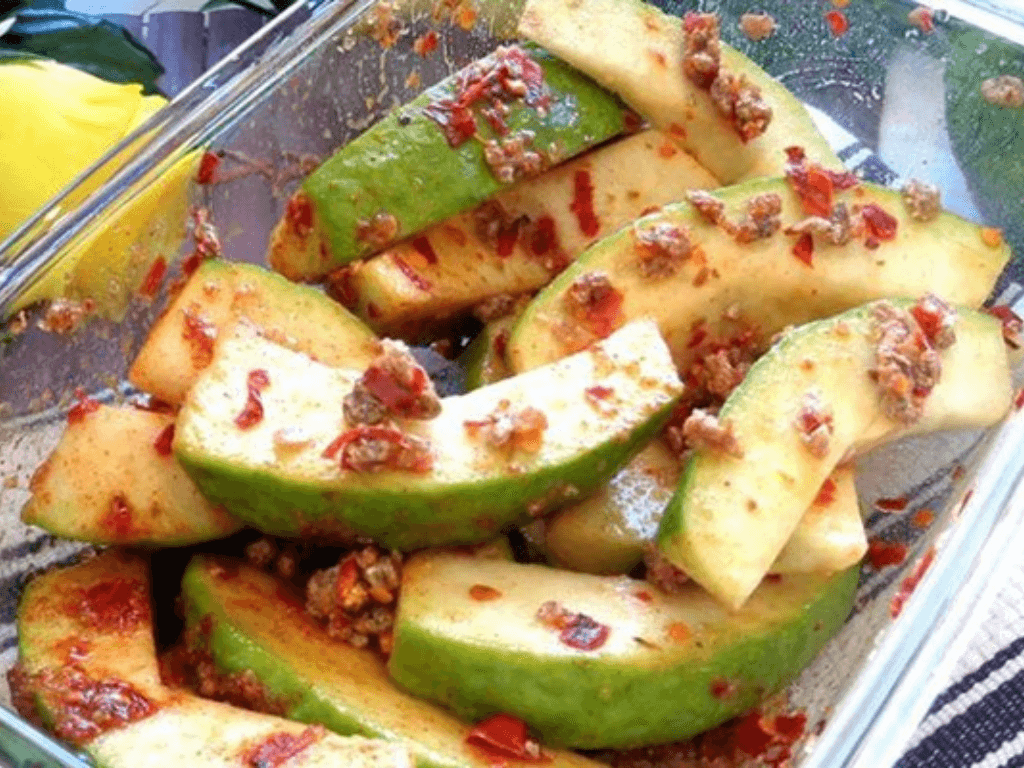 Cách làm ổi lắc xí muội lắc 5 giây trái cây thấm vị nước miếng “chảy ròng ròng”