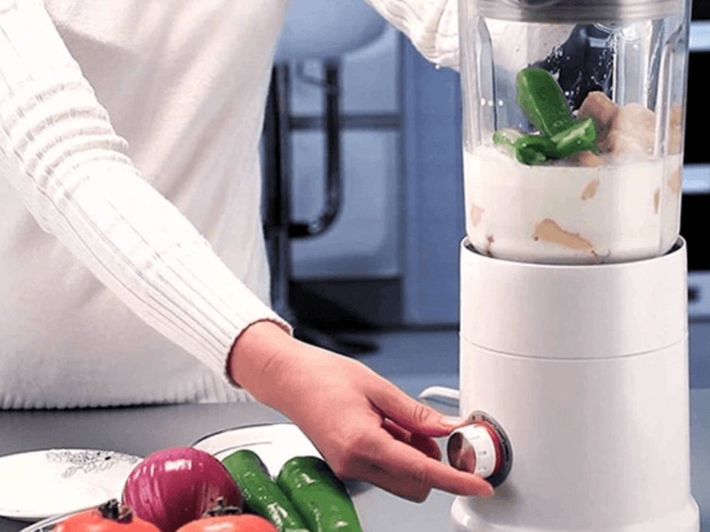 Cách sửa máy xay sinh tố bị cháy “hồi sinh" ngay tắp lự với 3 bước đơn giản này