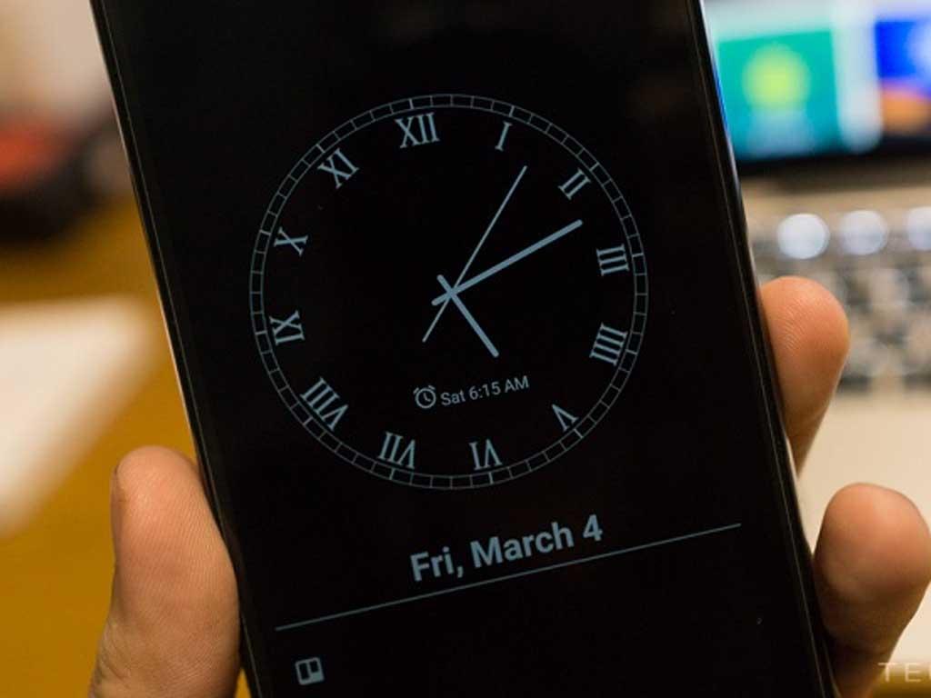 Cách hiển thị đồng hồ trên màn hình chính Samsung "cực dễ"