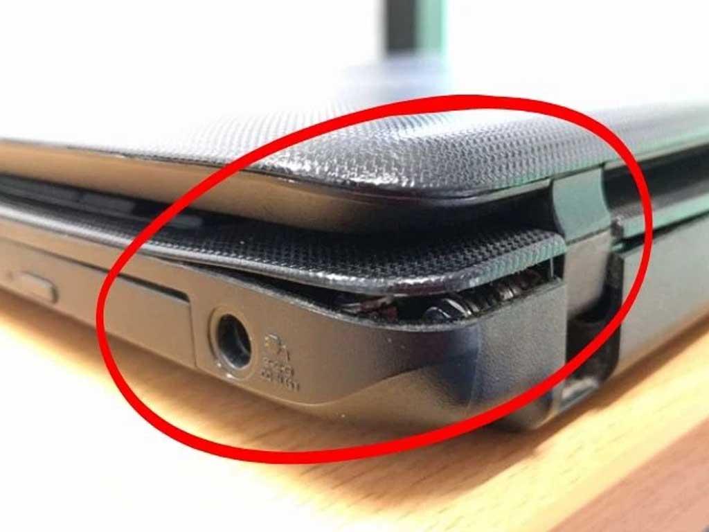 Laptop bị gãy bản lề phải làm sao? 5 mẹo tự xử tại nhà đỡ tốn bạc triệu