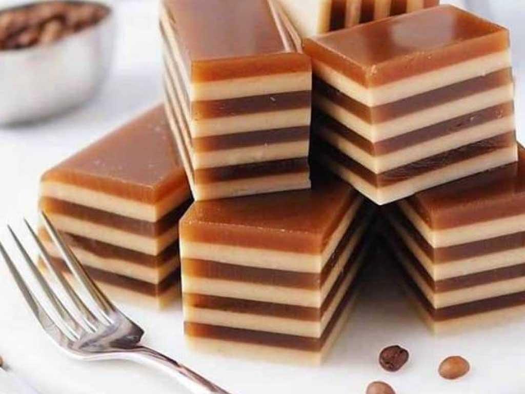 Cách làm rau câu cà phê sữa dừa thơm béo trong 10 phút đãi khách ai cũng mê