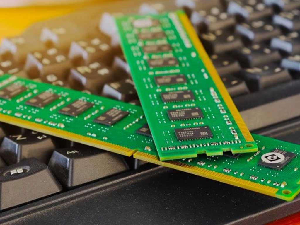 Tăng dung lượng RAM có ảnh hưởng gì không 4 lưu ý trước khi quyết tháo máy