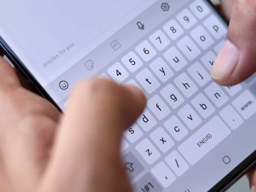 Cách sửa bàn phím điện thoại Samsung loạn chữ, đơ phím mà không cần ra tiệm