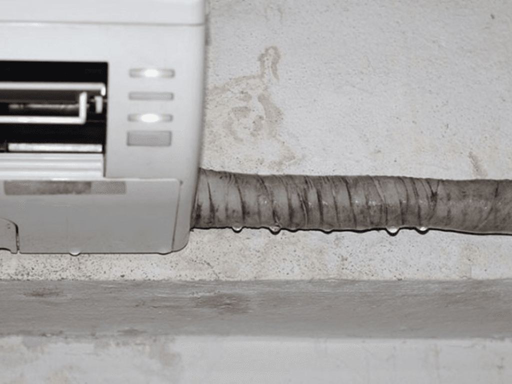 Nguyên nhân máy lạnh đọng sương đường ống khiến hóa đơn tăng "gấp đôi"