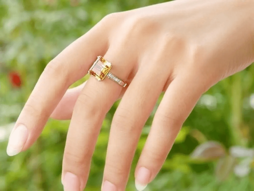 Cách đeo nhẫn phong thủy cho nữ: Lỡ sai một li là "mất sạch" vận may