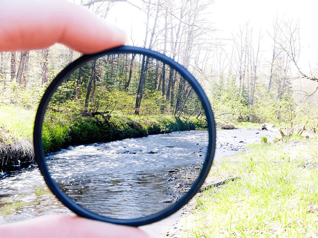 Kính lọc Filter có tác dụng gì: Sự khác biệt khiến dân nhiếp ảnh “mê tít”