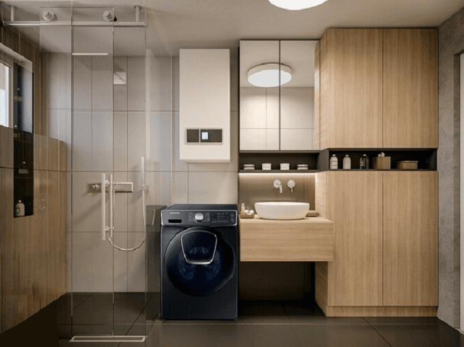 Máy giặt cửa trước có thể lắp đặt dưới mặt bếp hoặc trong tủ bếp, tiết kiệm không gian.