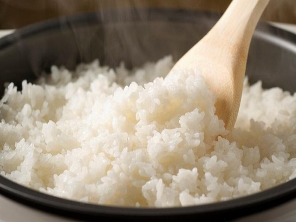 Lý do vì sao nồi cơm điện nấu cơm bị sống và cách khắc phục hiệu quả nhất