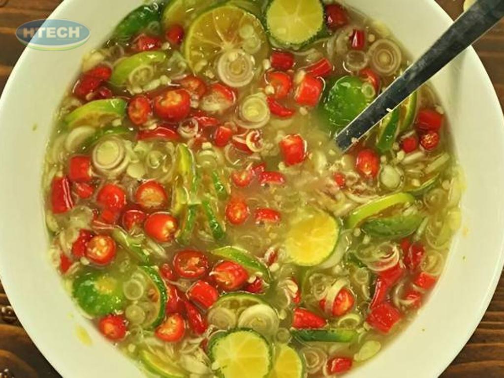 cach-lam-nuoc-ngam-chan-ga-sa-tac-ngon