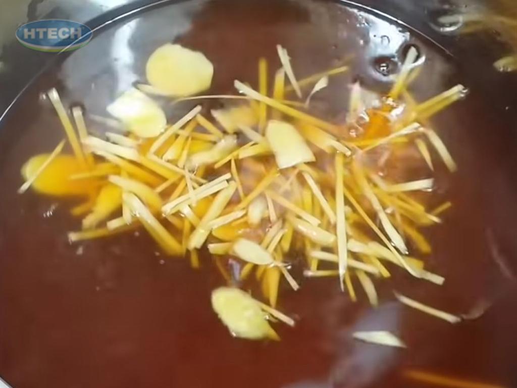 cach-nau-nuoc-che-troi-nuoc-mem-ngon