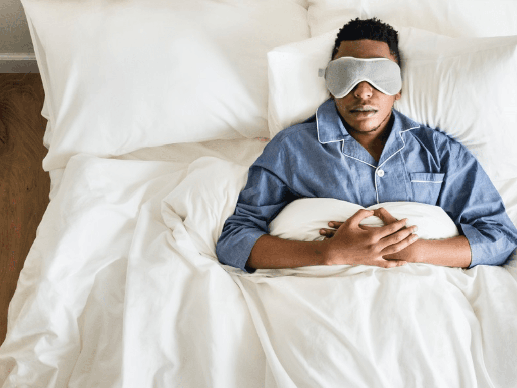 ngu-may-lanh-bi-tich-dien-do-dau