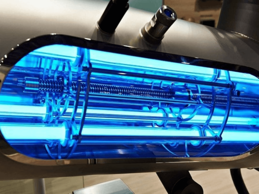 vi-sao-nuoc-da-loc-van-can-diet-khuan-bang-den-uv