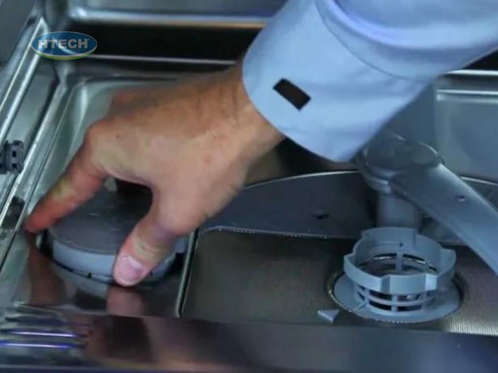 cach-do-muoi-cho-may-rua-bat-electrolux